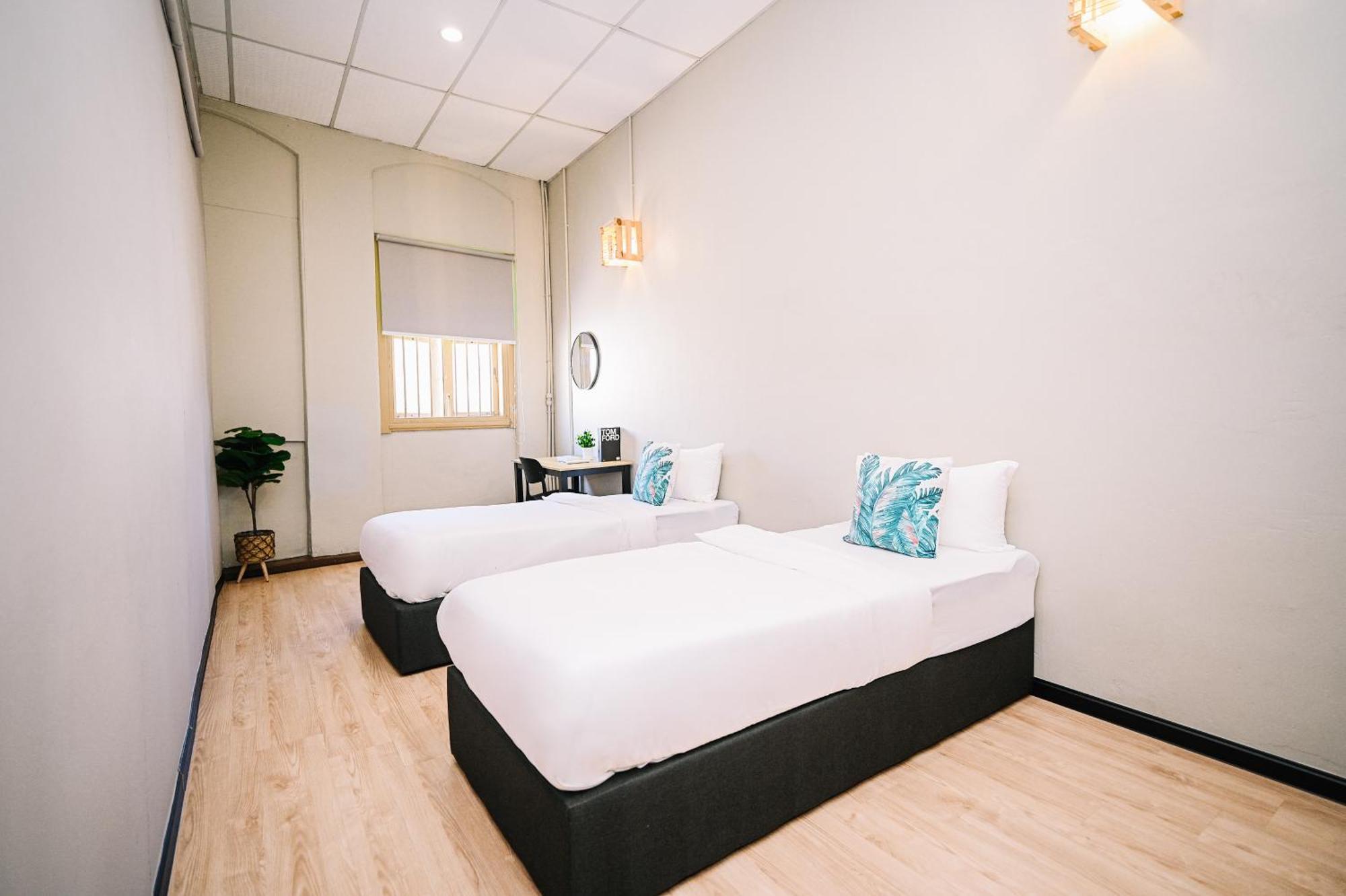 Swing & Pillows - 87 Muntri, Penang George Town Bagian luar foto