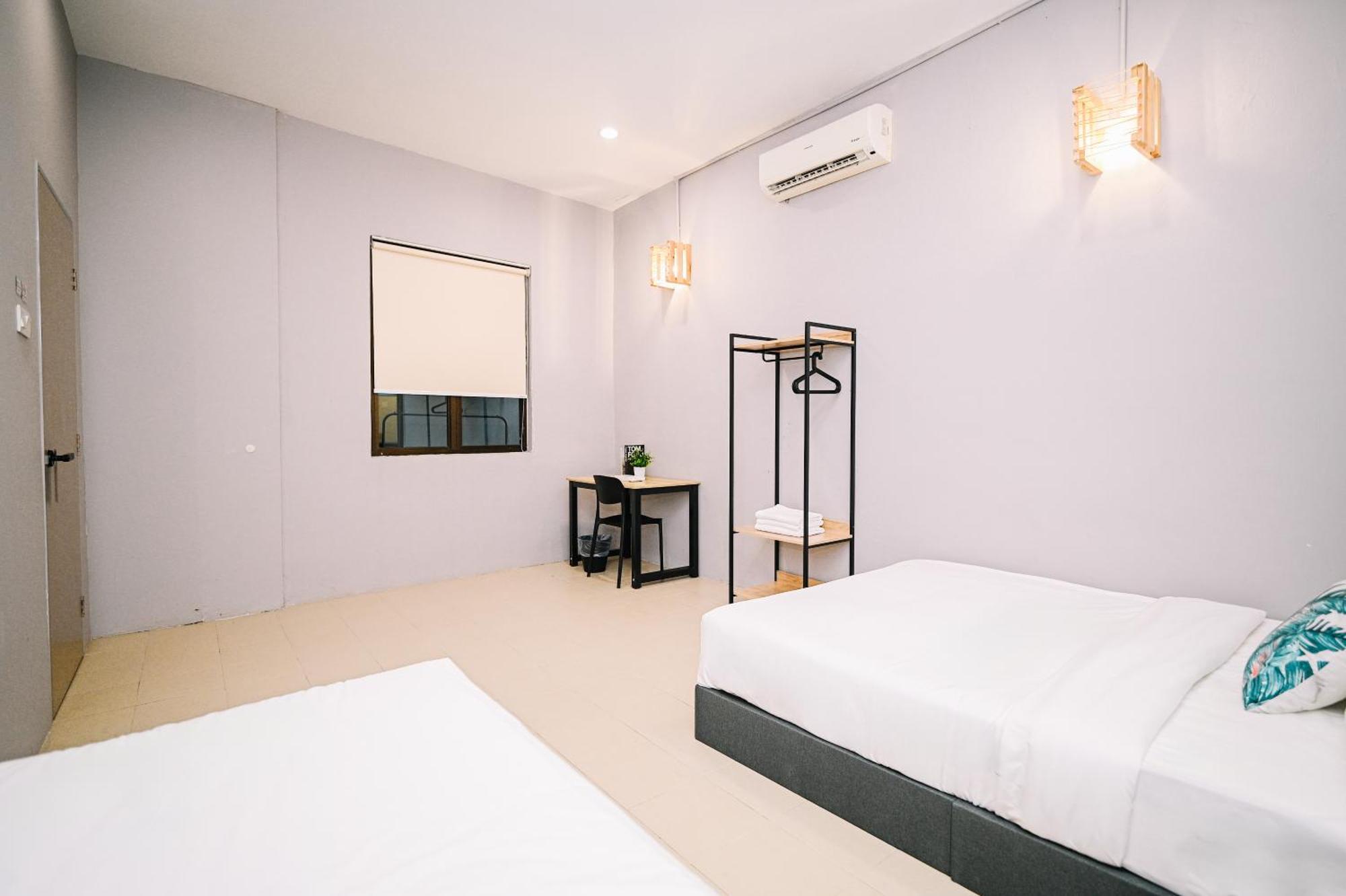 Swing & Pillows - 87 Muntri, Penang George Town Bagian luar foto